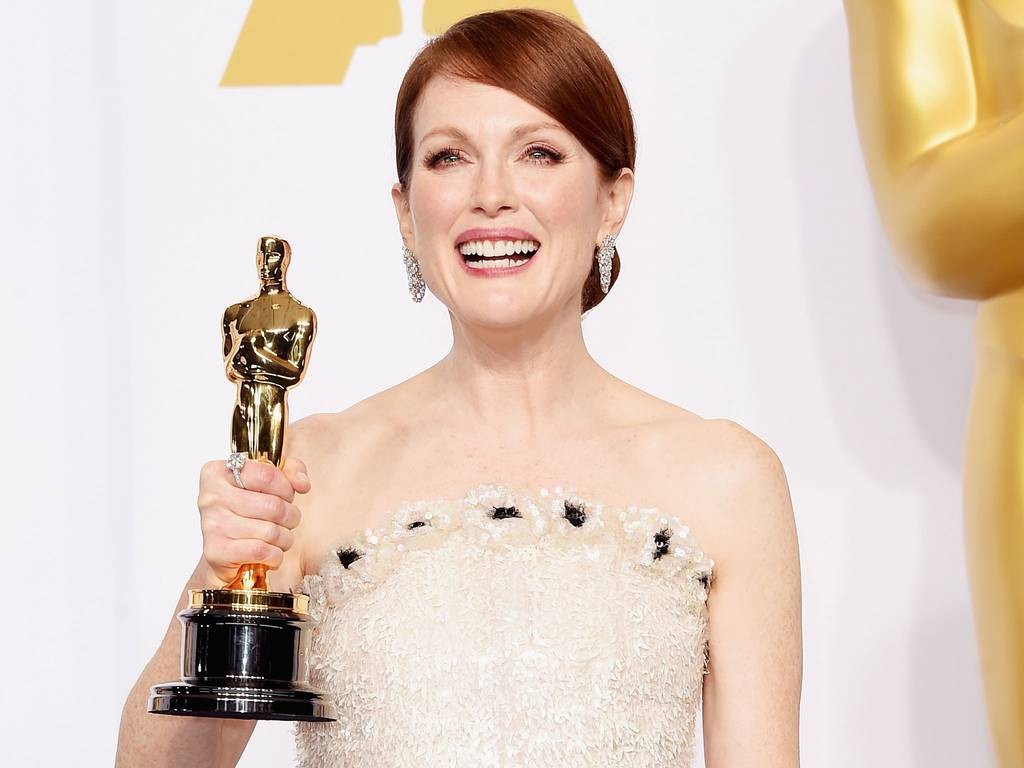 julianne-moore_oscar